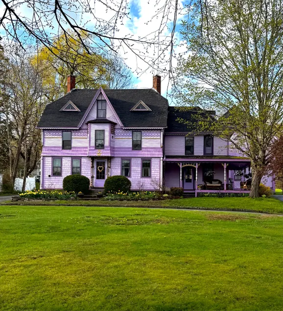 Victorian Charm in Wiscasset, Maine: Acorn Cottage - Image 1