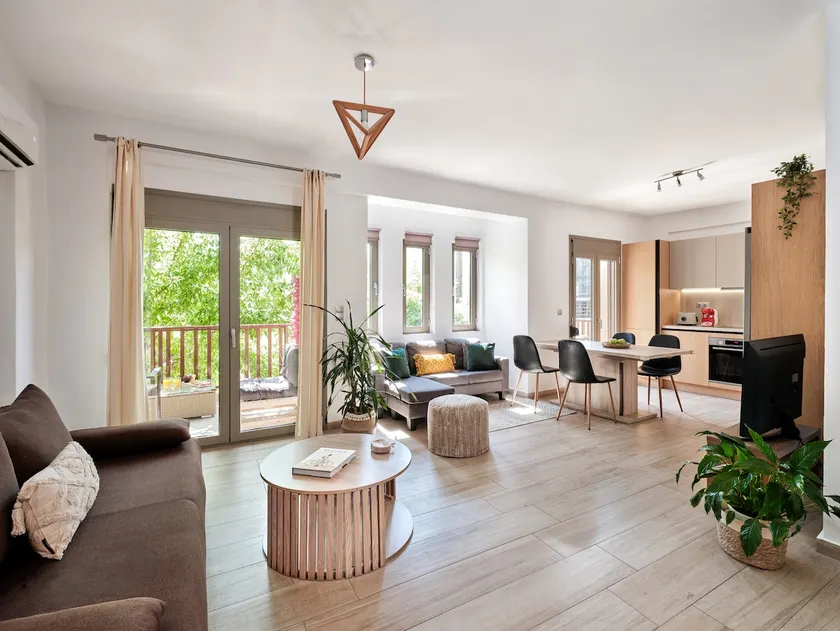 ModernPastel Apartment - Private Parking,Near the Old Port - Image 1