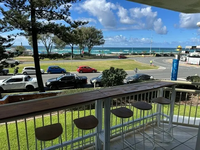 Gold Coast Beachfront / Ocean View Apartment! - Image 1