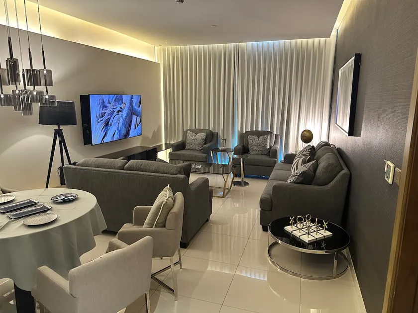 ‏ 1106 Passion Suite - Image 1