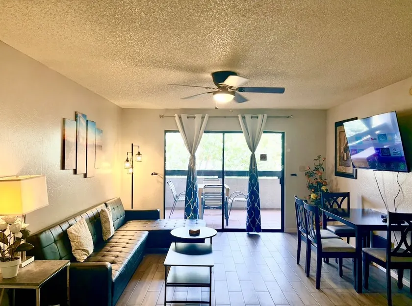 C. 1BR/1BA Escape Steps from Scottsdale Fun & more - Image 1