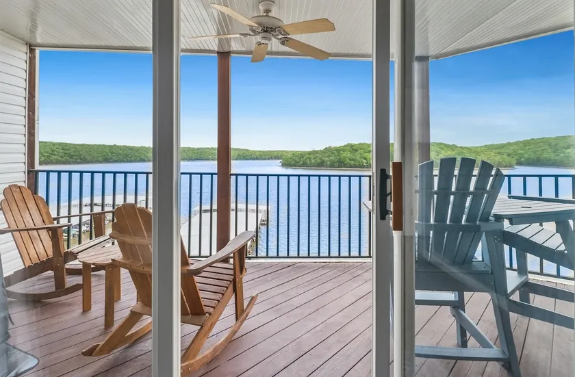 Charming 2/2, pool, magnificent view in Ozarks SP! - Image 1