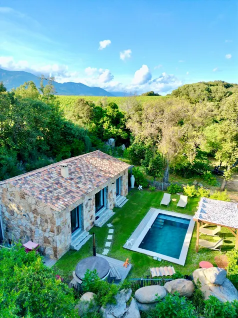 ”ANNA-MARIE” Sheepfold with private pool - Image 1