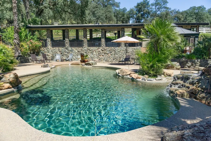 4BR Ranch Retreat Near Folsom Spacious outdoors - Image 1