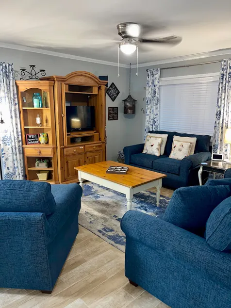 The Bluebird - 3 bd /2 bath-15 mins to Ft Benning - Image 1
