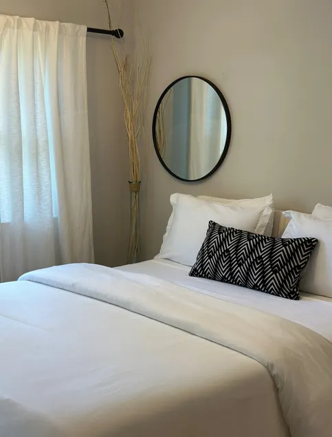 NEW- Private Modern East Hampton Apartment! - Image 1