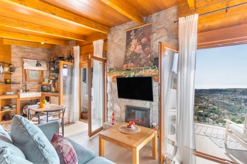 Fuente Hervera penthouse with unique views - Image 1