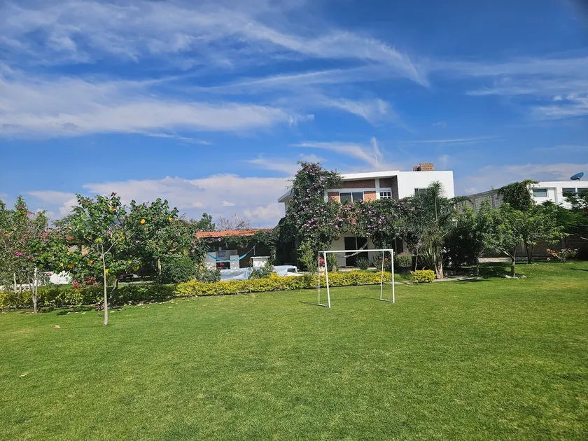 La Ceiba country house. - Image 1
