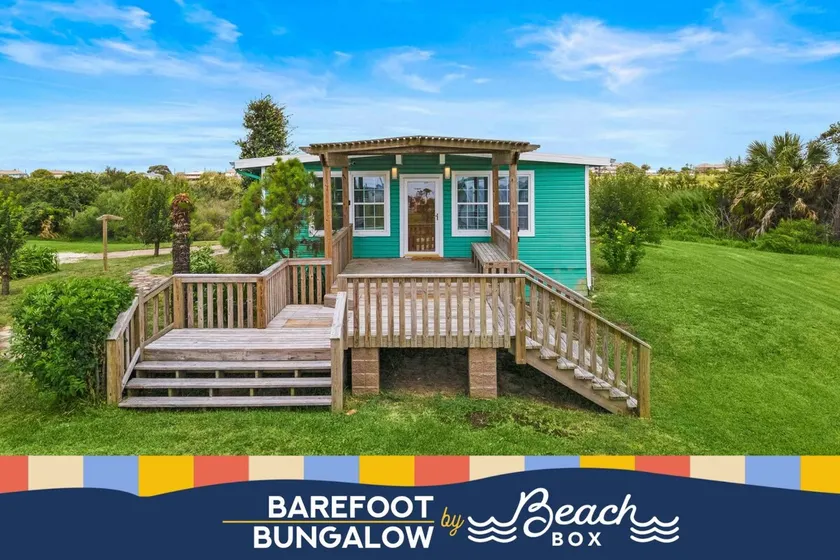 Private Bungalow with Pool, Pond, and Large Deck - Image 1