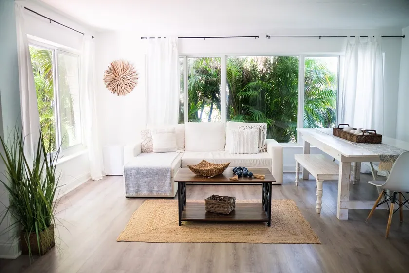 Design Oasis near Beach & Gulfstream. Patio, Games - Image 1