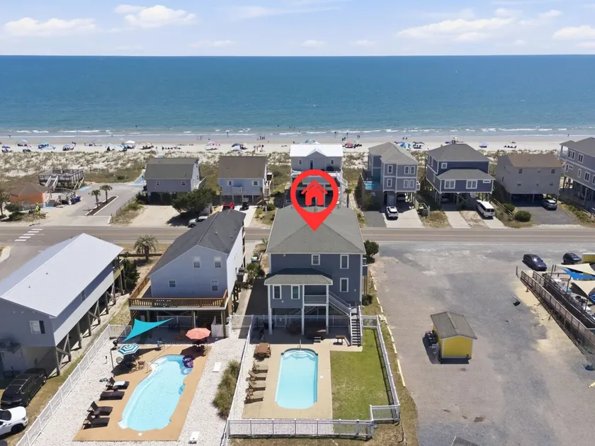 Large ocean view property w/pool and hot tub - Image 1