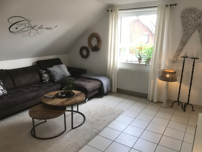 Apartment with hot tub, near Thülsfelder Talsperre. - Image 1