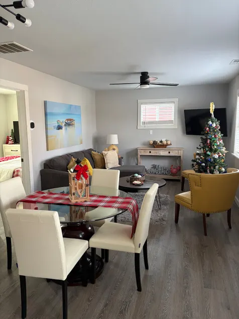 Lakeview Cottage - Kimberling City - Pet Friendly - Image 1