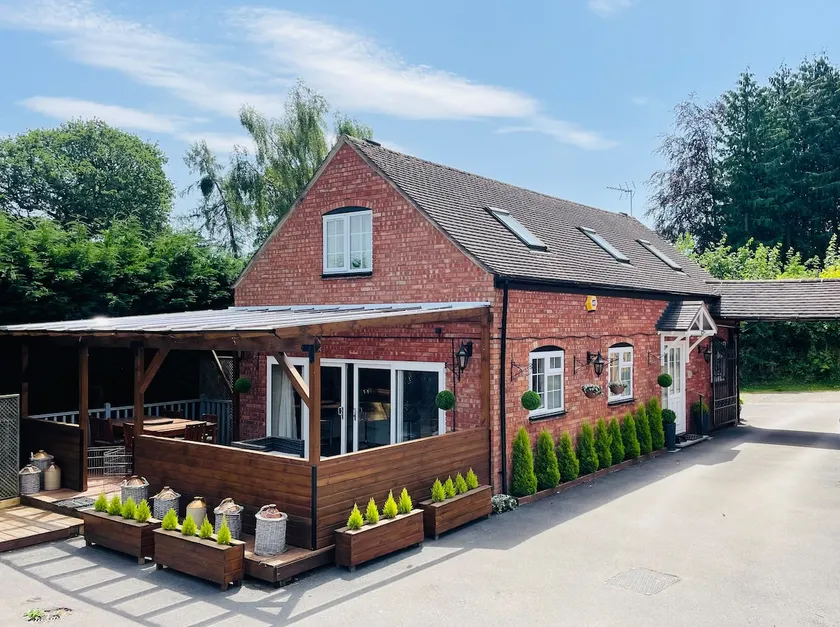 Adorable 2 bedroom countryside guesthouse - Image 1