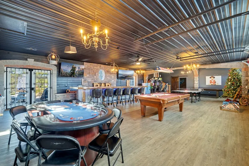 Pickleball, theater, game room, hot tub, & gym! - Image 1