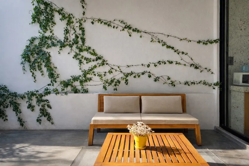 Kino: Chic Loft with Terrace & Garden Views - Image 1