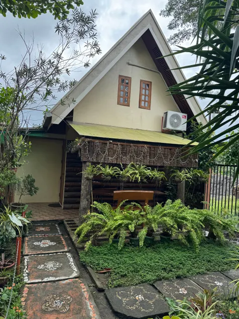 Catherine's Place (unit B) - Image 1