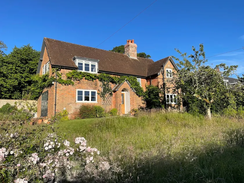 Tranquil & Lovely Cottage in Minstead, New Forest. - Image 1