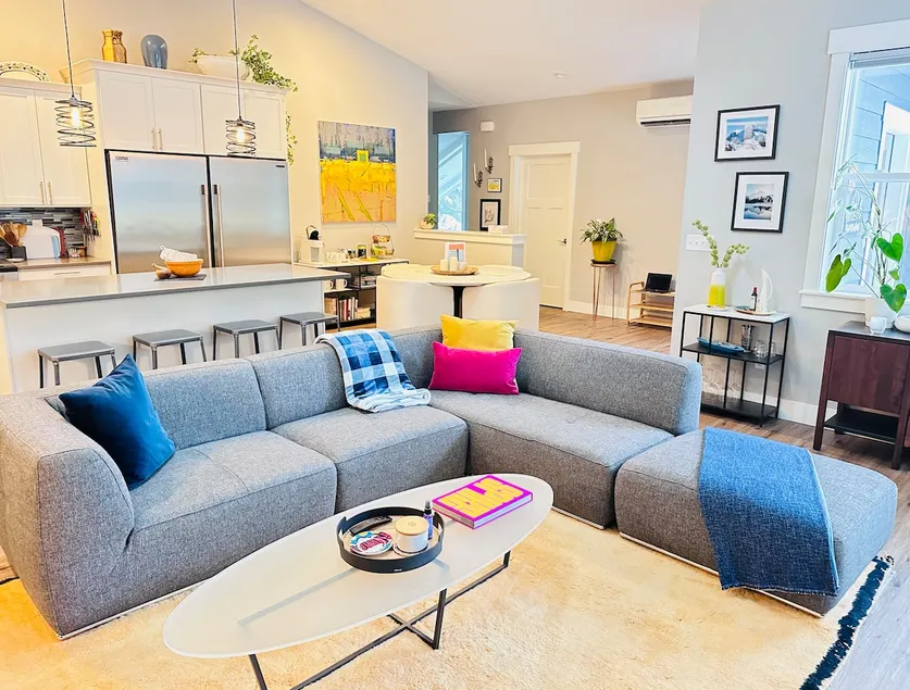 Casa Sunshine-stylish, near lake & trails - Image 1