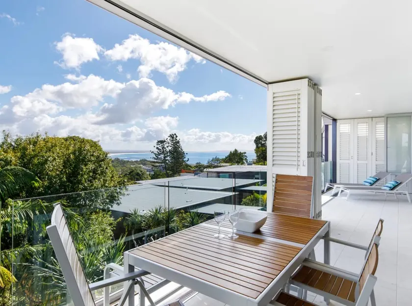 Deluxe Noosa Penthouse with 5-Star Views - Image 1