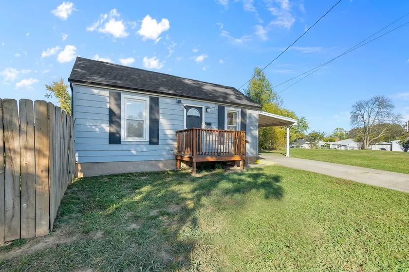 Herman’s Cottage on the Corner - Image 1