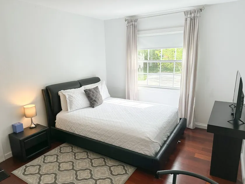 Marvelous Get Away In The Heart Of Fort Myers - Image 1
