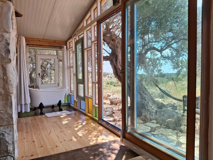 Kessem Nitzhi - Romantic Cabin for Couples - Image 1
