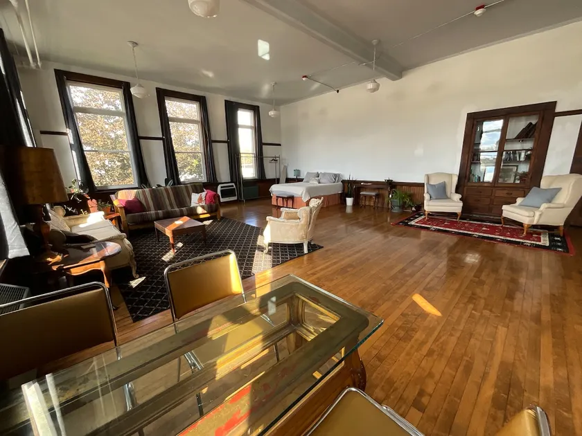 Old School Loft - Image 1