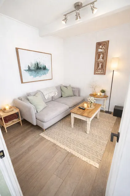 Downtown Little house - 2-bedroom with hot tub - Image 1