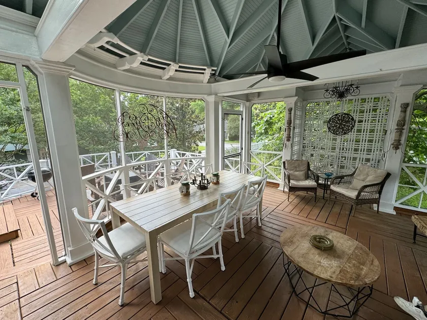 Southern Elegance in Heart of Memphis - Image 1