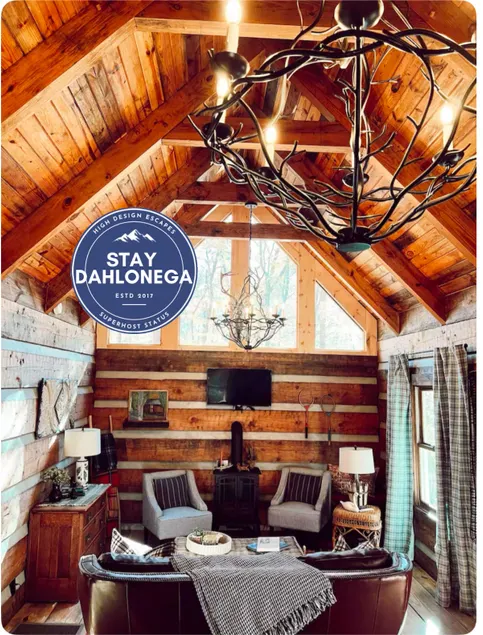 Houndstooth Hideaway-Stylish Cabin Near Wineries - Image 1