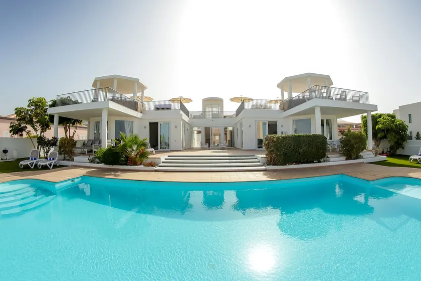 Luxury Boutique Villa in the heart of Tenerife, with a full Concierge Team - Image 1