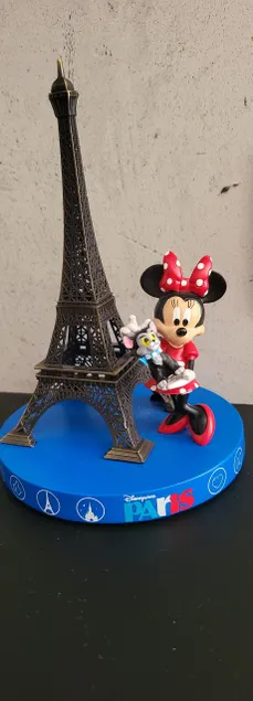 Disneyland for two, Tourism in Paris. - Image 1