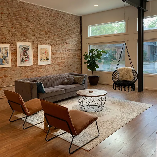 Loft in the Zoo • Premium downtown apartment! - Image 1