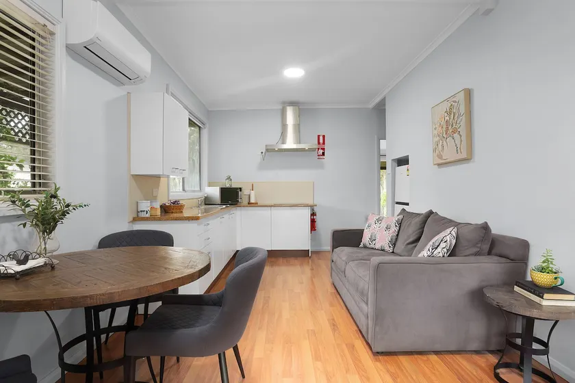 27 Rows on Hermitage Wisteria Cottage - 1 Bedroom - Image 1