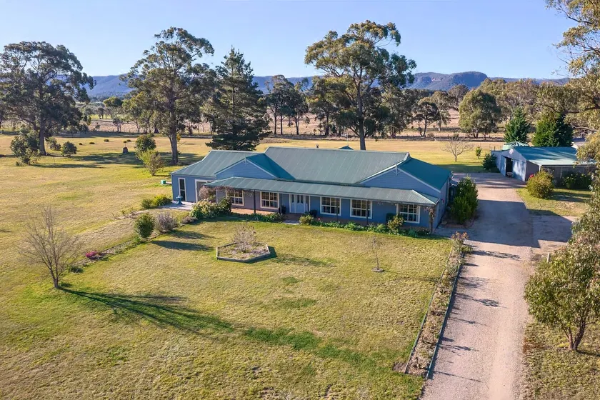 Marigold Cottage • Pet-Friendly, Views & Kangaroos - Image 1