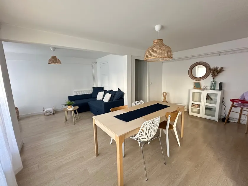 Le Mans: Spacious and Bright Apartment - Image 1