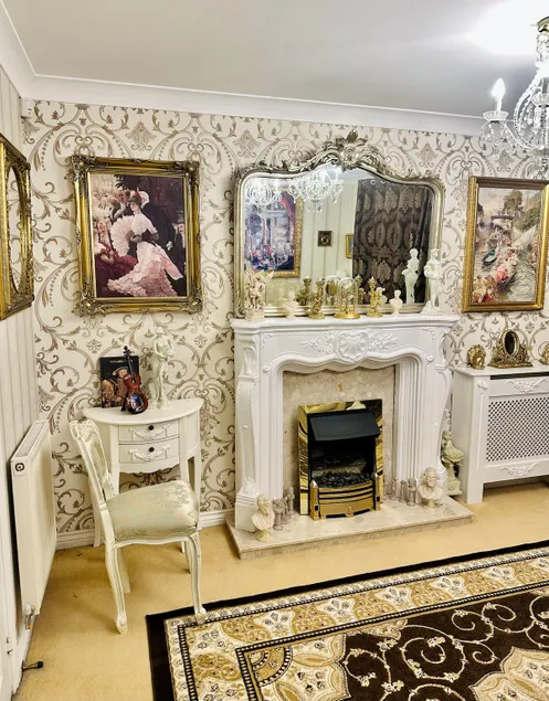 Themed Cosy Home by Cannock Chase Forest - Image 1