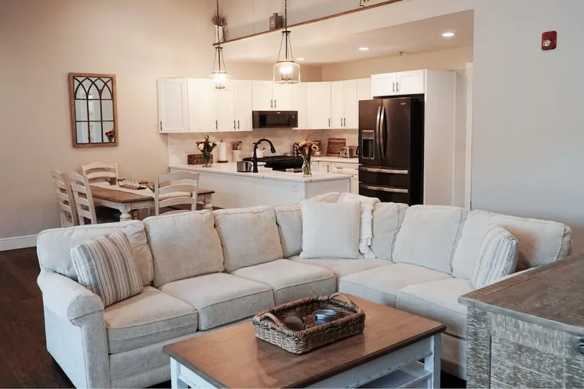 Spacious 2 BR Condo | Minutes to DT Mystic - Image 1