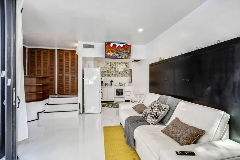 Las Olas Hammocks Unit 3 By Pmi - Image 1