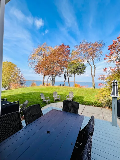 Dreamy Lake House - Erie, PA - Image 1