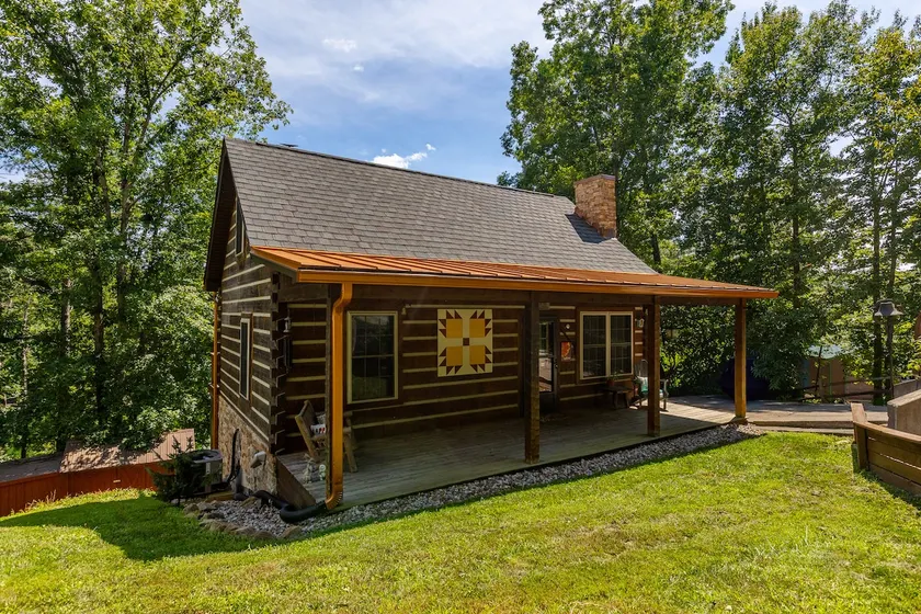 Lake House Retreat on Wood Creek Lake - Image 1