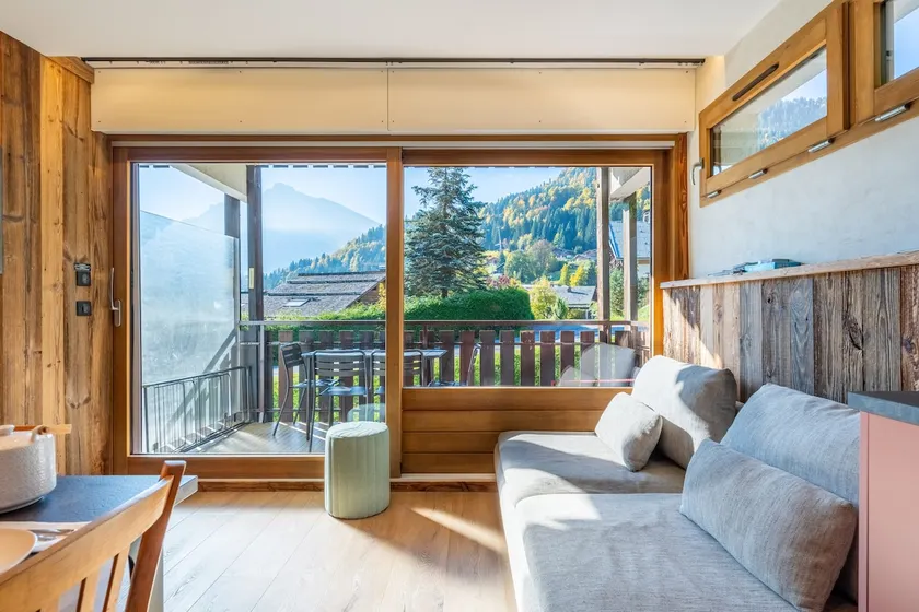 Renovated apartment close to the village and the slopes - Image 1
