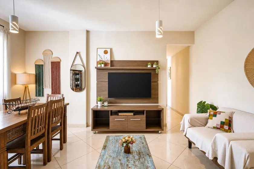 Praia do Forte nearby, practical with garage - Image 1