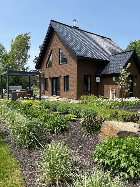 Beautiful chalet with spa in Mauricie - Image 1