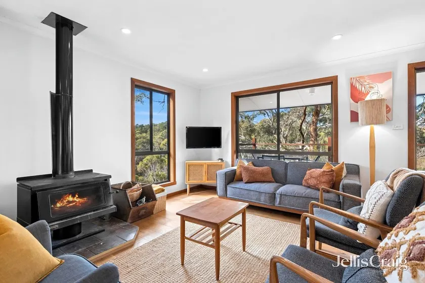 Hepburn on Heath - Views for days - Image 1