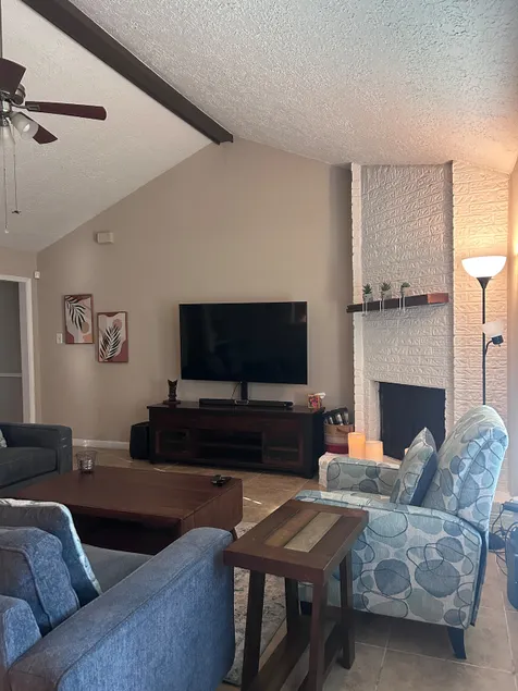 Great three bedroom Airbnb - Image 1