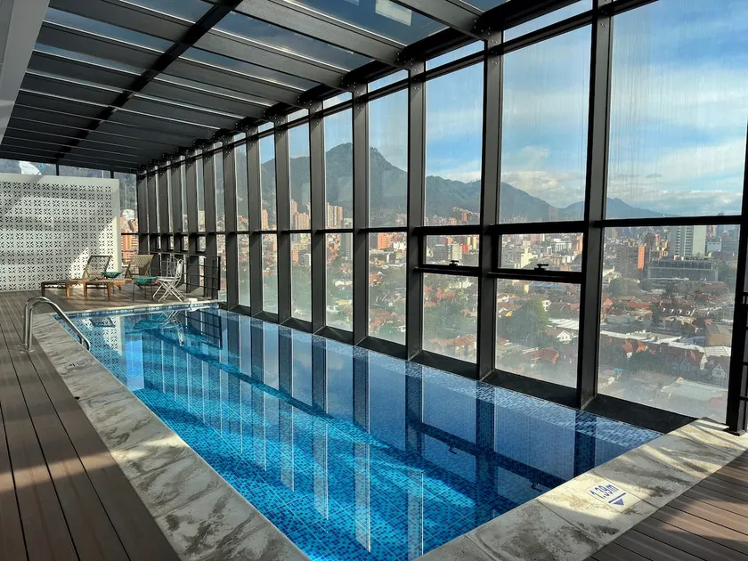 ★Stylish, Arty 2BR APT - Trendiest District +VIEW★ - Image 1