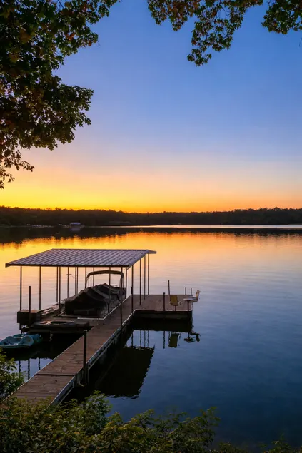 Lakefront Cabin: Sunset View+Jetted tub+ Tesla Charger - Image 1