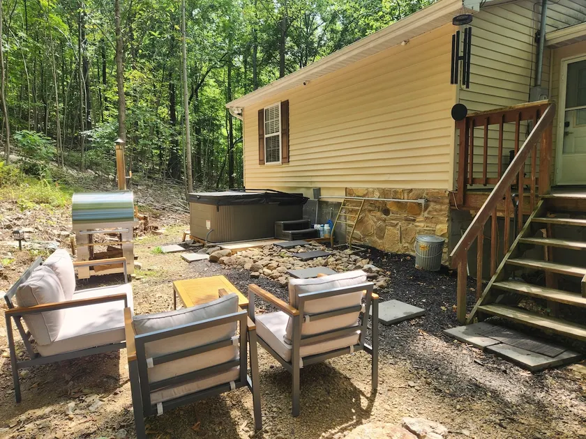 Hot tub/Pool Table/Wi-Fi/Gym/Views/Pets/Tanning - Image 1